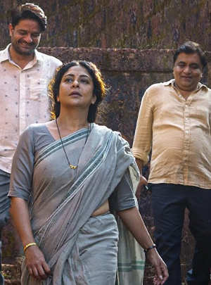 https://filmfare.wwmindia.com/awards/filmfare-awards-2024/images/nominations/avinash_arun_dhaware_isc_three_of_us.jpg?v=0.2Avinash Arun Dhaware Isc